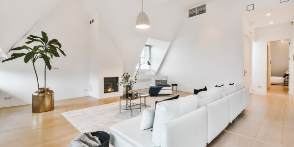 Comprar / Vender Casas Unifamiliares y Chalets en Getafe · con Tarima Flotante