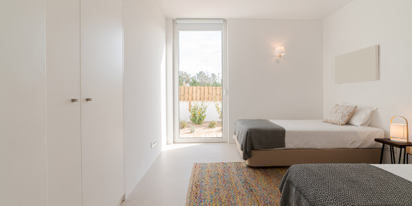 Comprar / Vender Casas Unifamiliares y Chalets en Getafe · con Mobiliario y Carpintería a Medida
