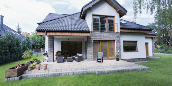 Inversores, Intermediarios, Agentes y Brokers Inmobiliarios en Getafe · Casas de Montaña