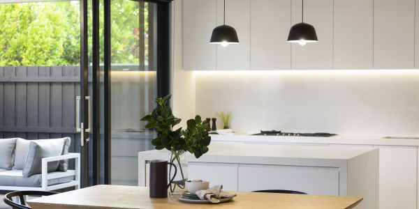 Inversores, Intermediarios, Agentes y Brokers Inmobiliarios en Getafe · Plantas Baja